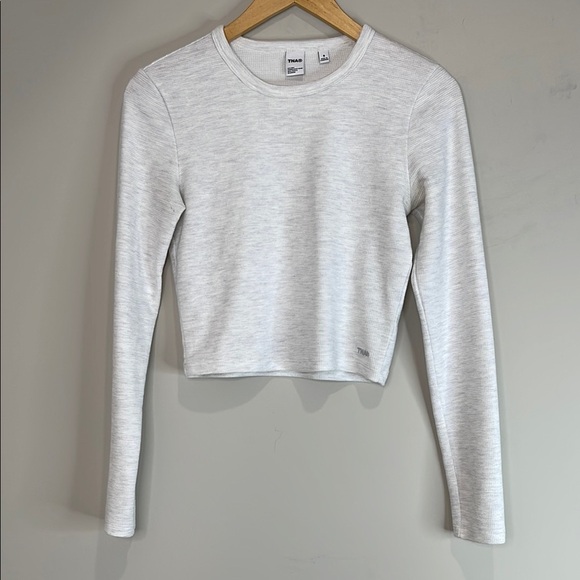 TNA Aritzia Light Gray Fitted Crop T-Shirt Waffle Knit Crewneck Leisure Size S - Picture 2 of 11